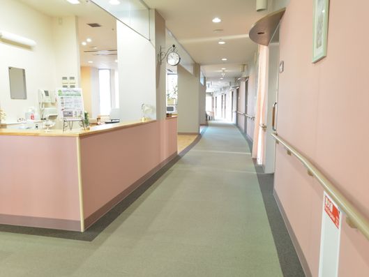 通路とナースステーション