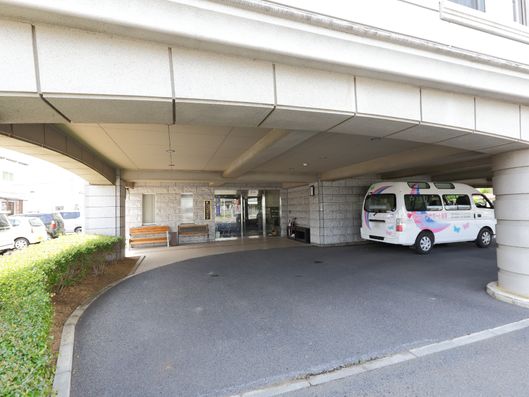 広々としたエントランススペース