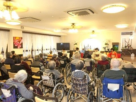 ハートフルニュー幕張のイベント。地域のボランティアの方を中心にボランティアを開催している。
