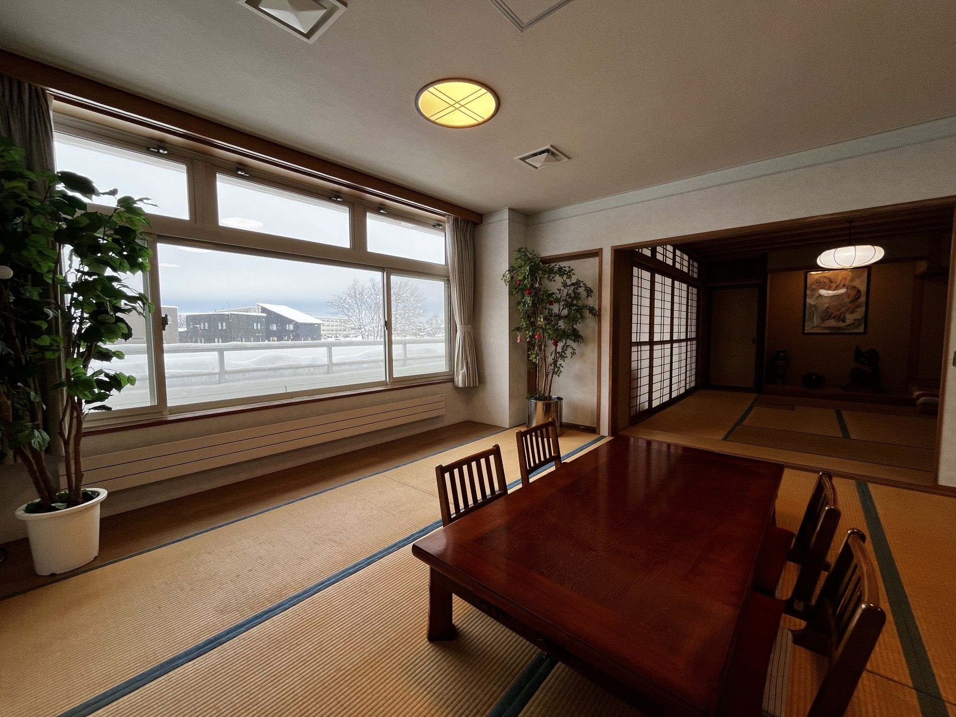 和風の落ち着いた部屋