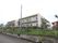 施設は閑静な住宅街に位置しているため、周囲に日を遮るような高い建物がない。各居室がベランダに面した間取りになっている。