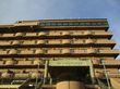 多階層の建物正面