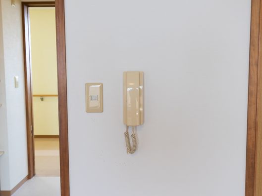 インターホン