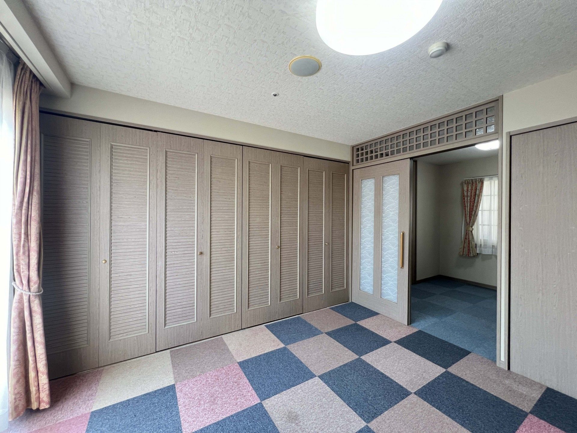 ゆったりとした居室の一角