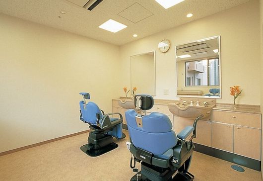 理美容室「向日葵」