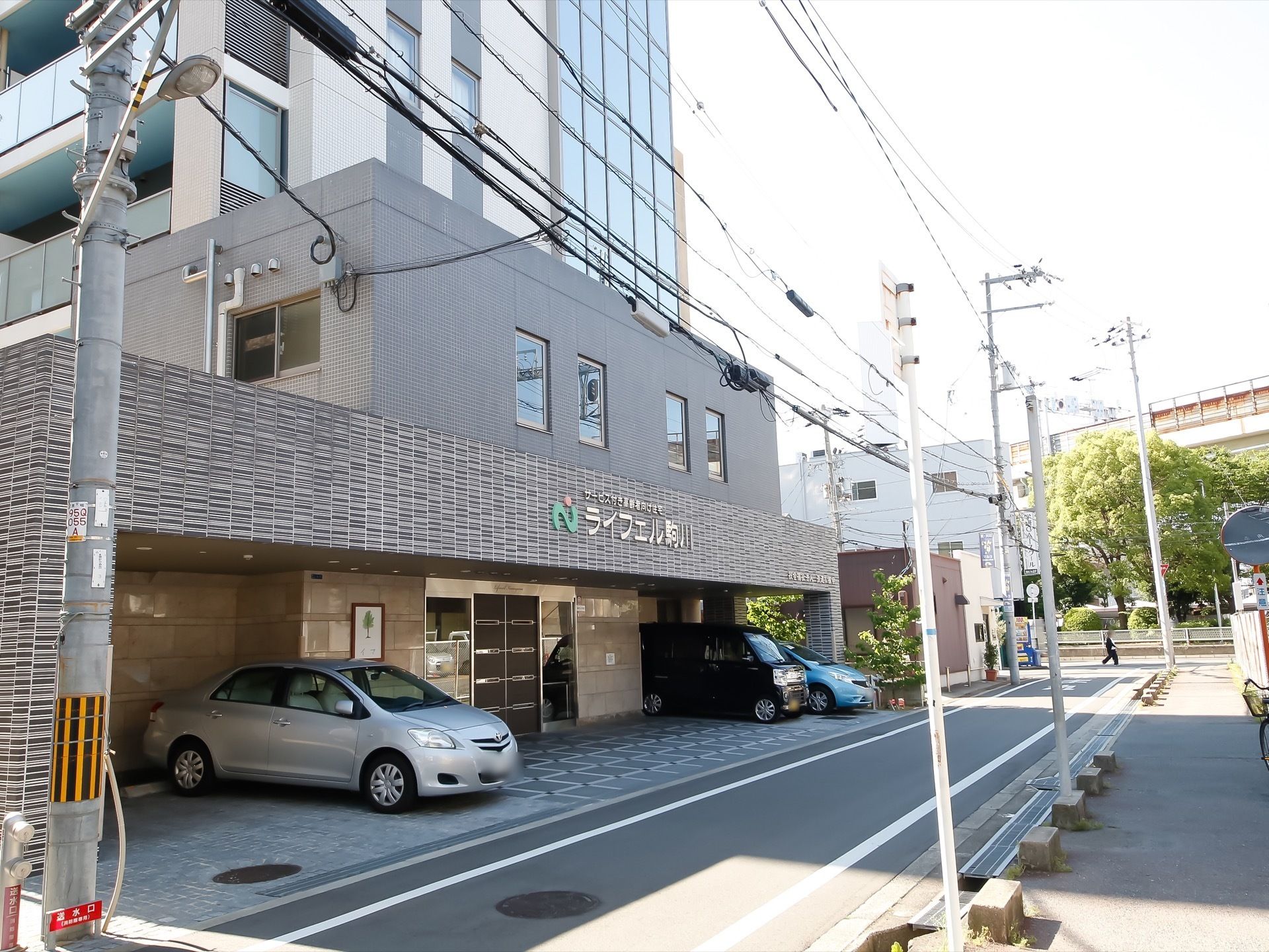 施設では24時間看護師や介護士が常駐する。病院クリニックを併設しており、しっかりした見守りの中、医療に不安なく暮らせる。
