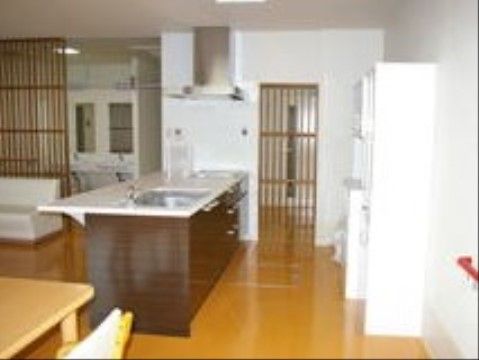 シェアグレイス商栄の食堂。おいしいお食事を、沢山の入居者様と一緒に、楽しく、お召し上がりになれます。