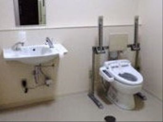 共用トイレ