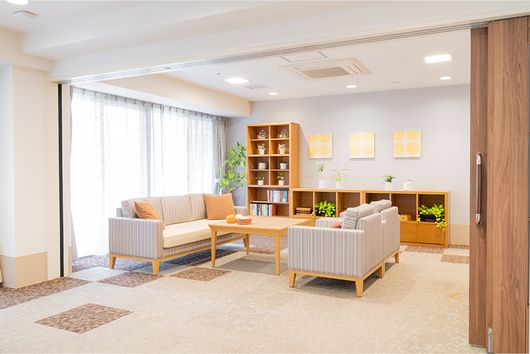 2F ティールーム