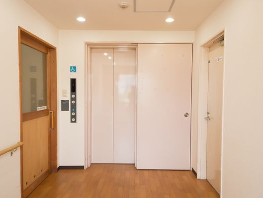 エレベーターホール