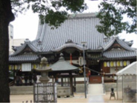 「有料老人ホーム我孫子」の周辺施設。おみくじやお参りで来訪する。