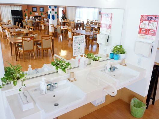 ダイニングルーム洗面台