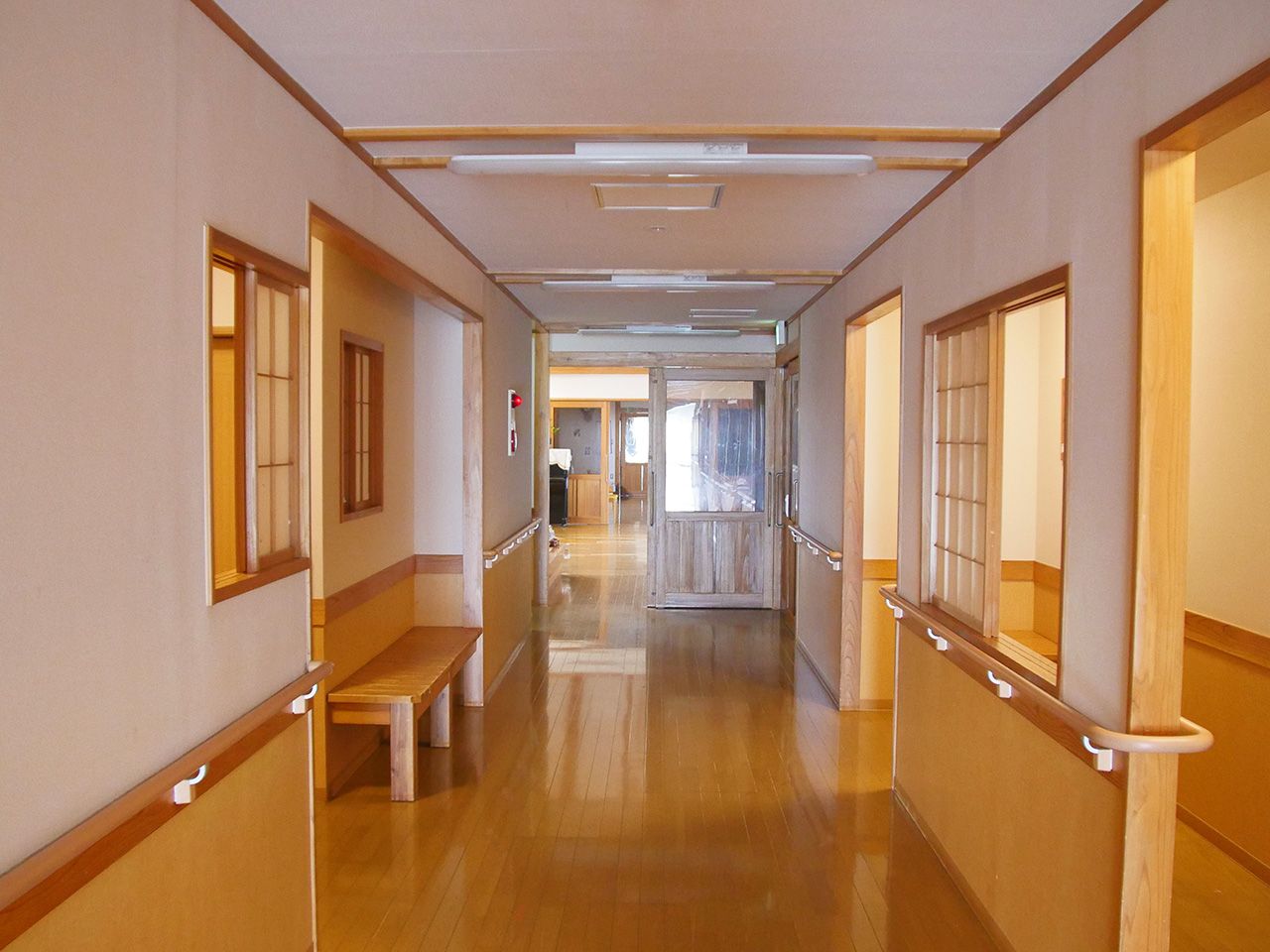 温かみのある廊下
