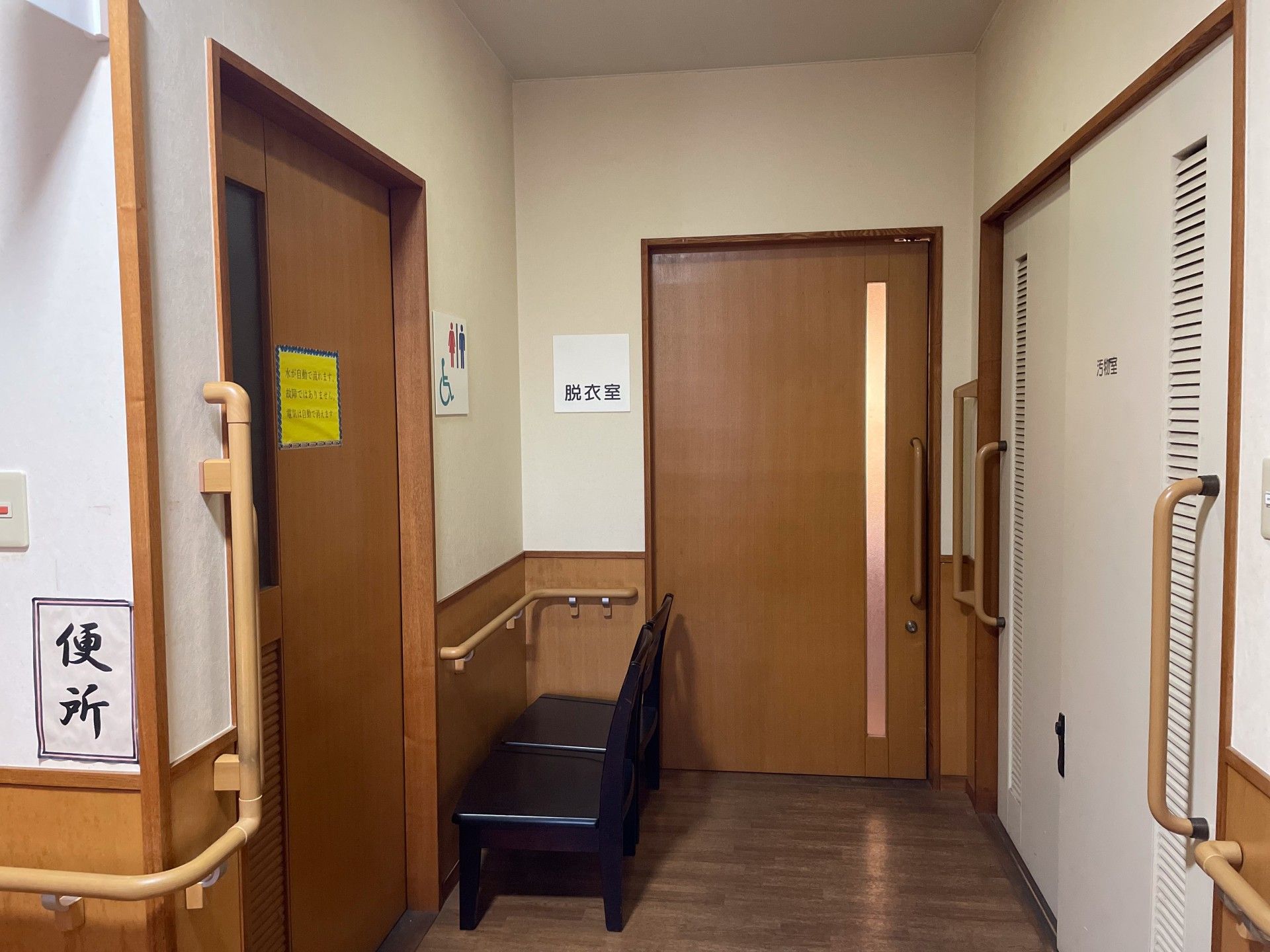 脱衣室とトイレの入口
