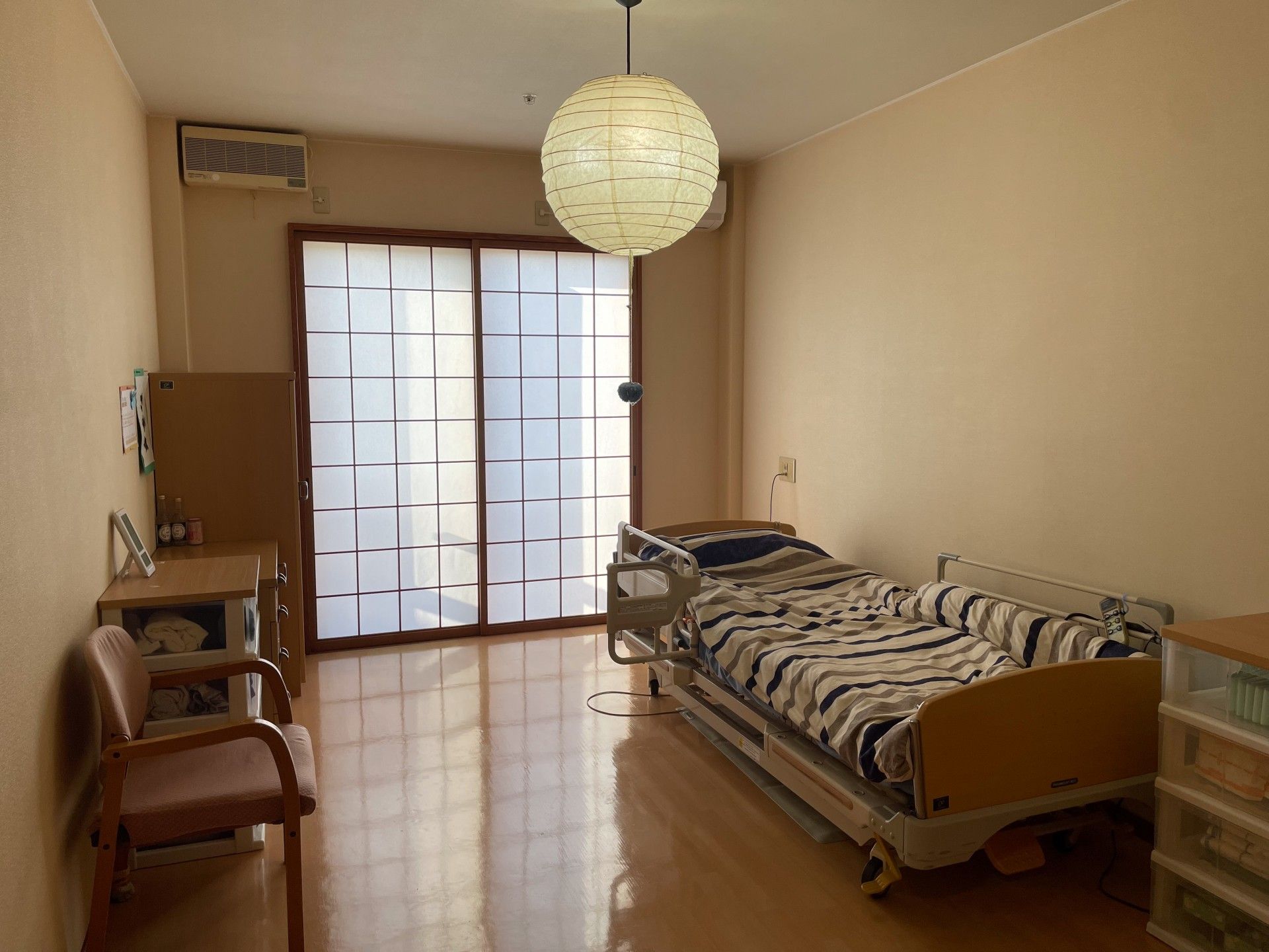 落ち着いた個室の様子