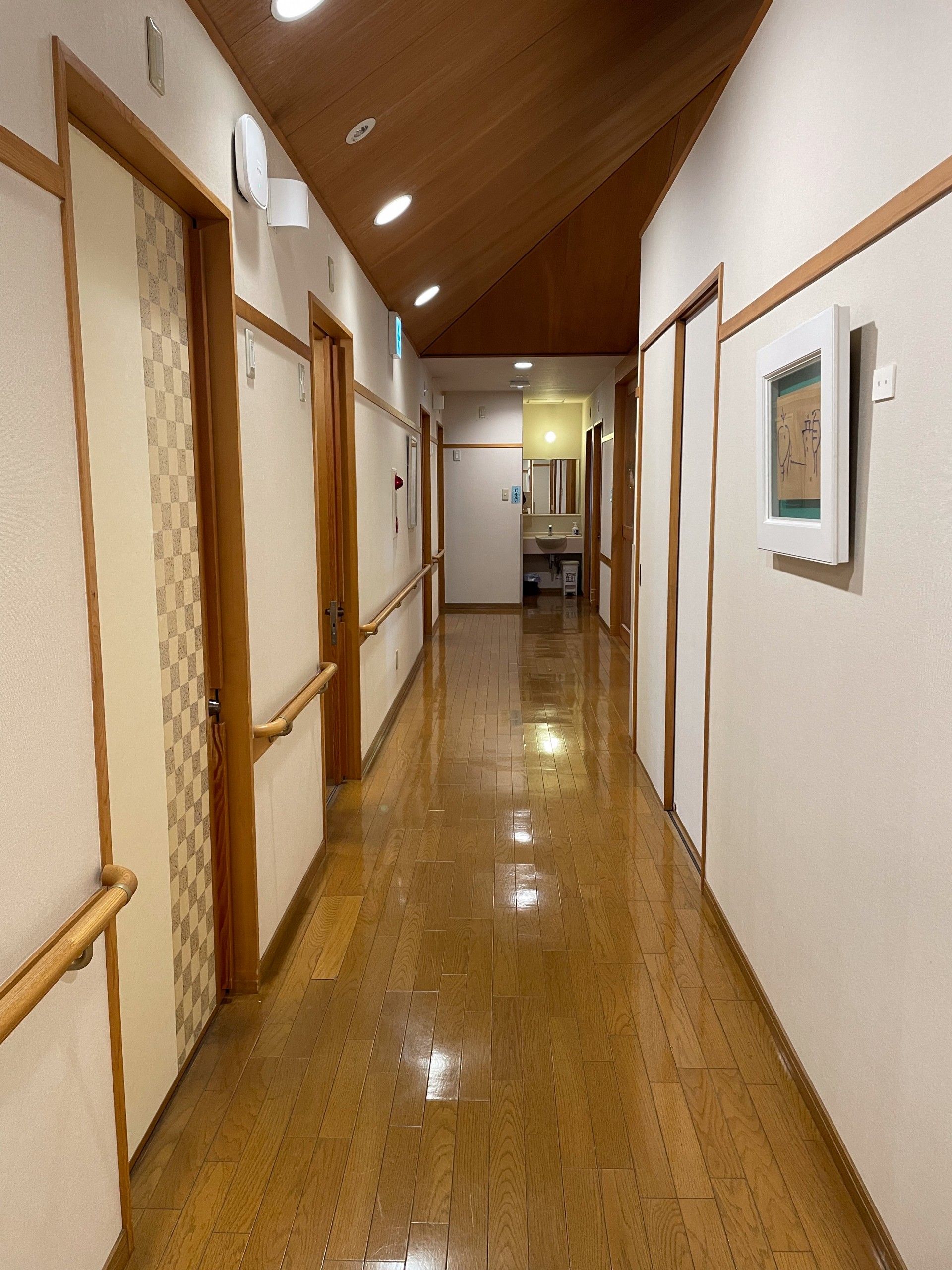 温かみのある廊下
