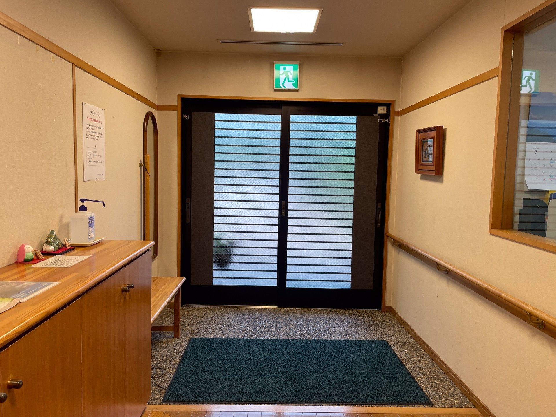 出入りしやすい玄関ホール