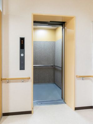 エレベーター