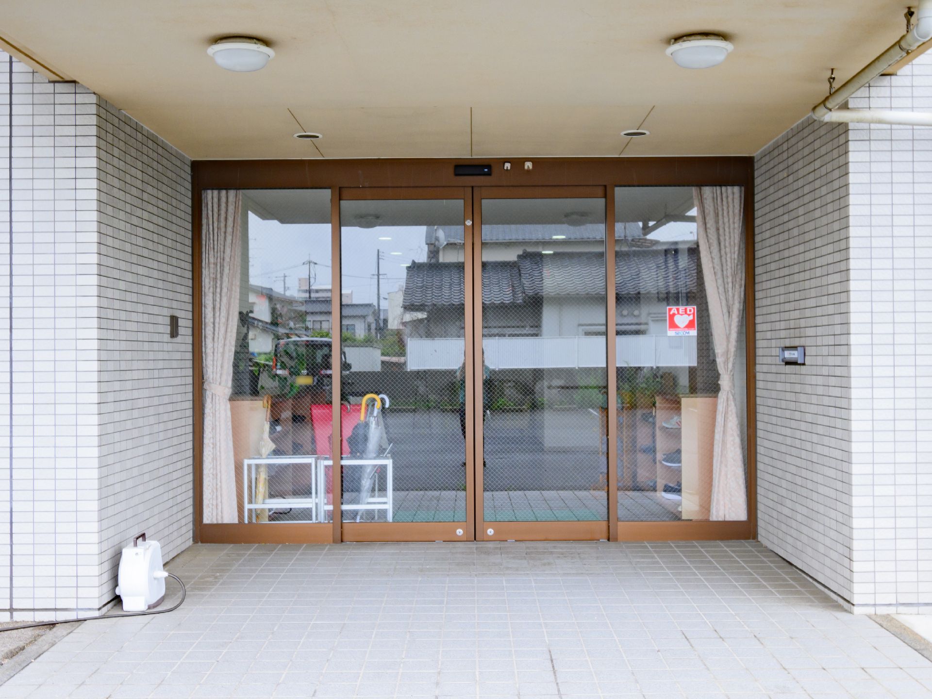 自動ドアのある玄関