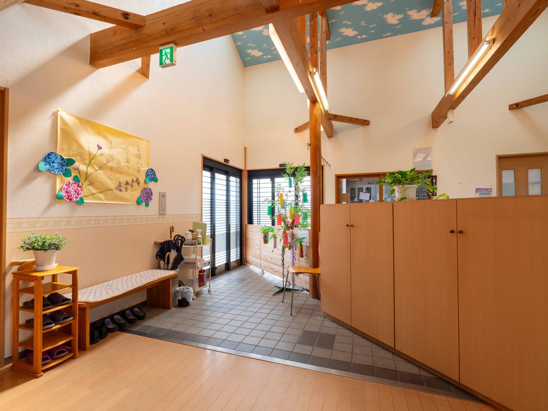 明るいエントランス