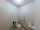 広々としたトイレの空間