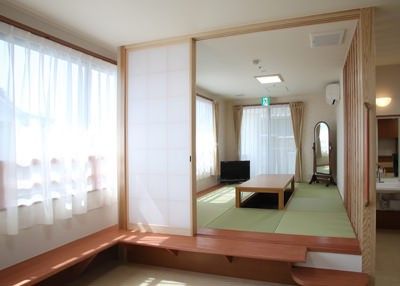 介護スタッフとご入居者様