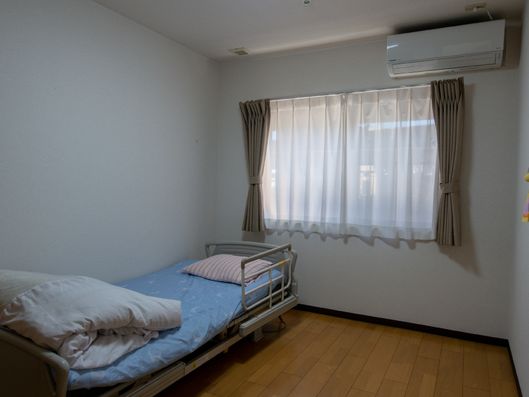 電動リクライニングベッド