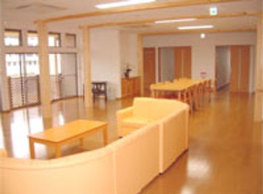 ラウンジ