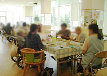 みんなで食事を楽しむ場所