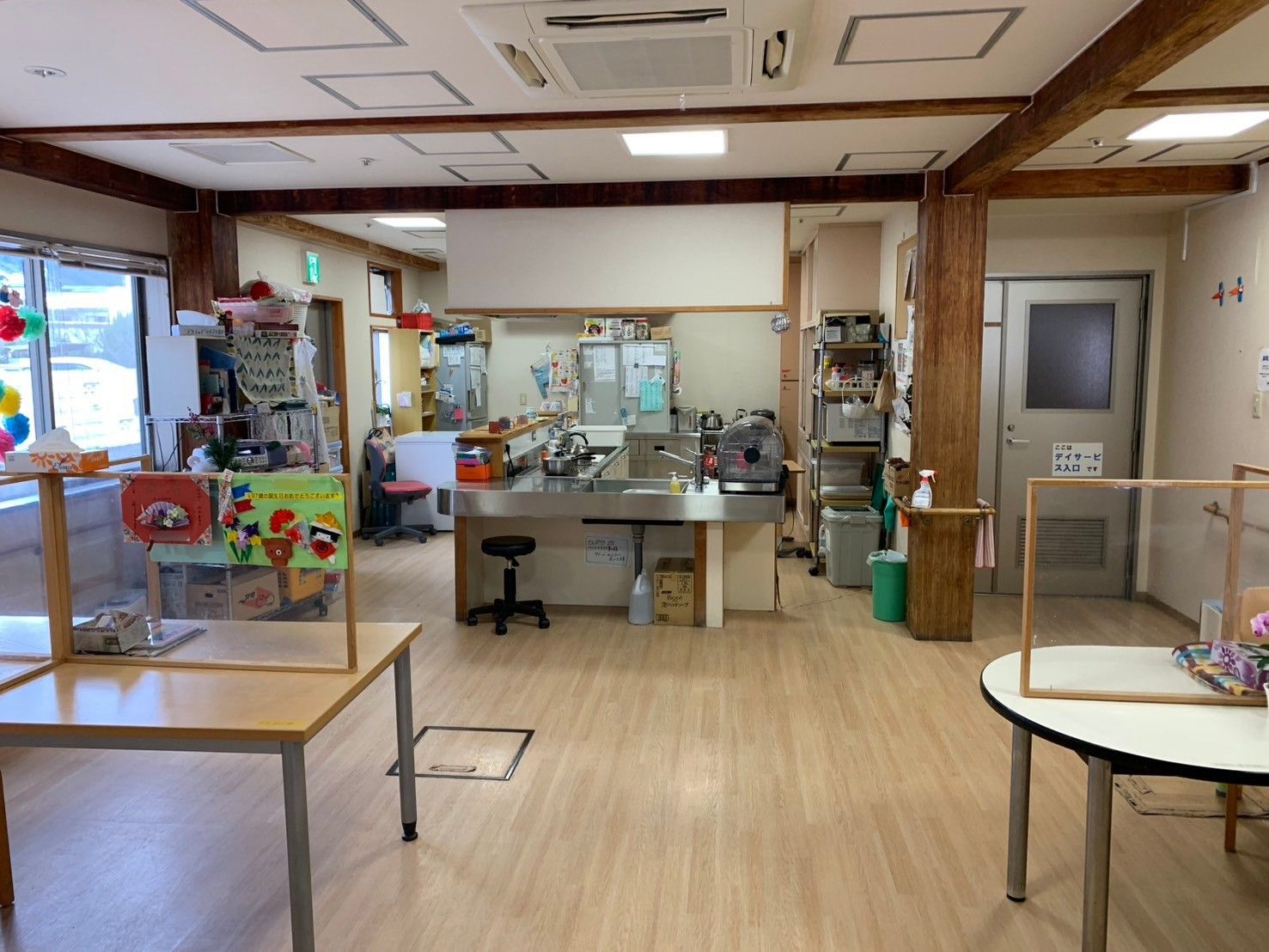 調理スペースと作業台