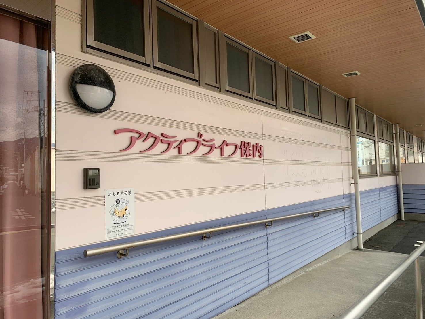 エントランスの外観
