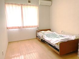 明るい個室の一角