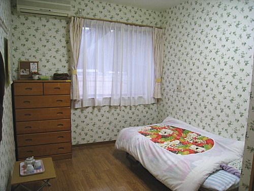 快適な個室の寝室