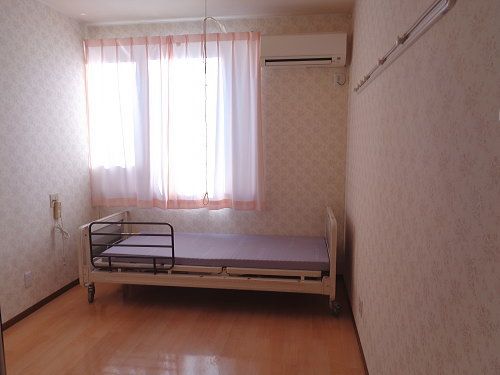 快適な個室の寝室