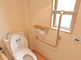 介護施設のトイレと手すり設備