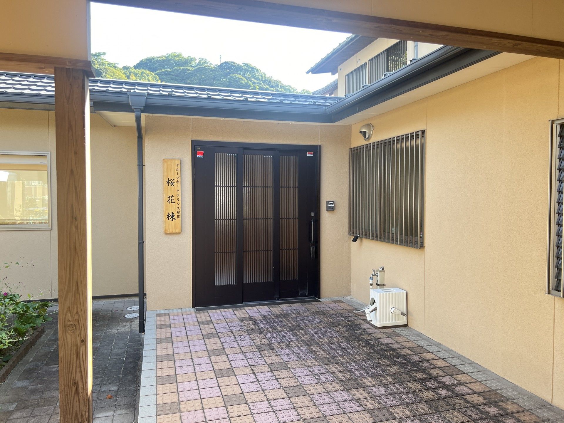 和風のエントランス