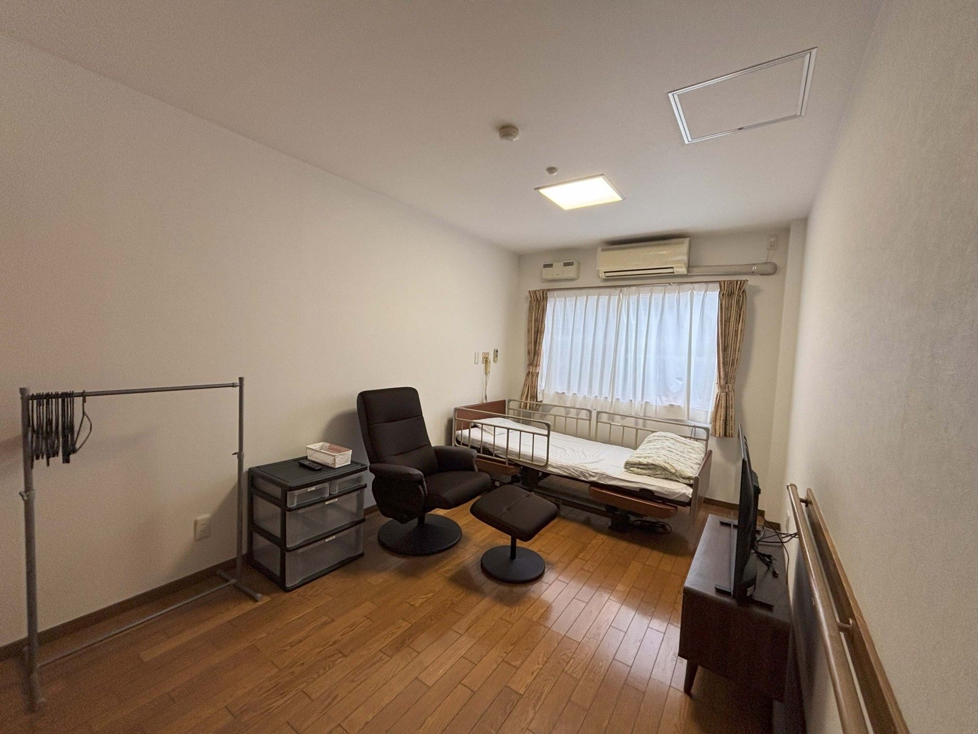 落ち着いた個室の様子