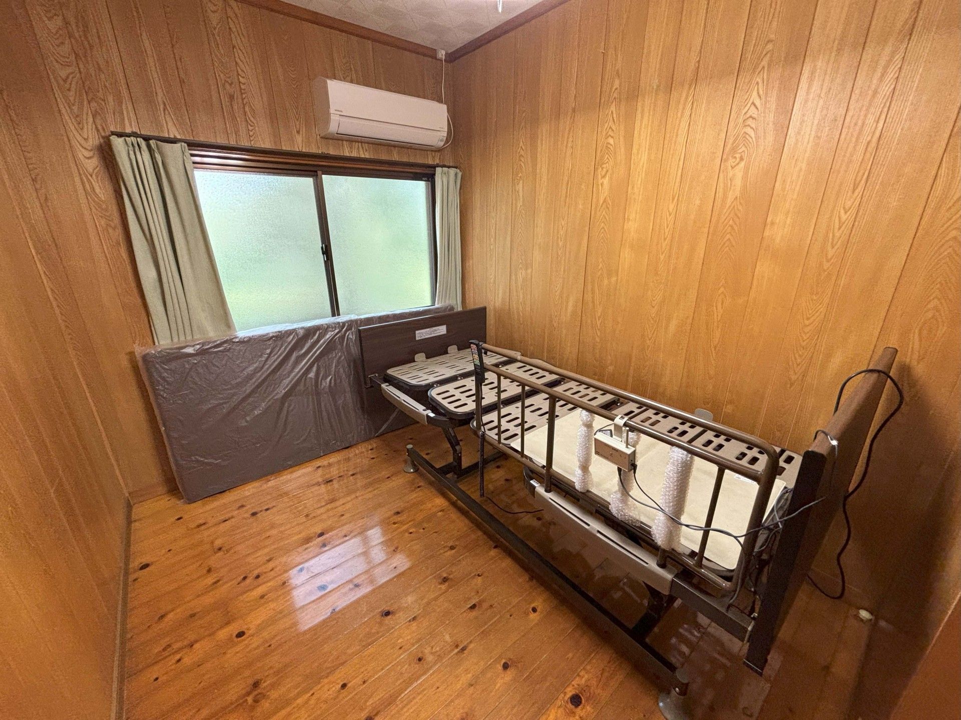 快適な個室の寝室