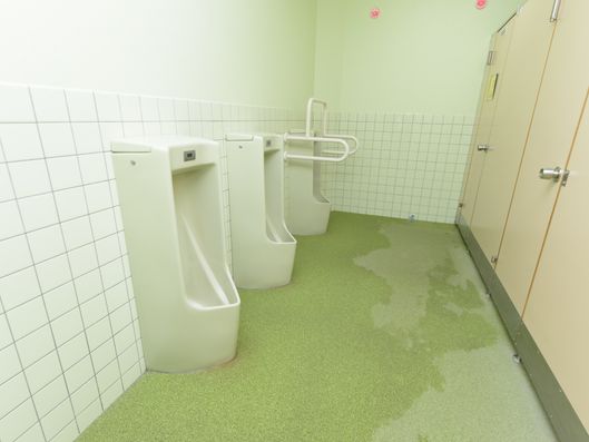 男性用トイレ