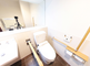 介護施設の清潔なトイレスペース