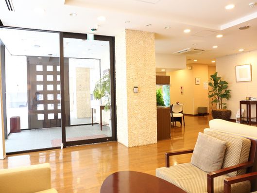 エントランスの内部