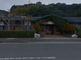 道路と周囲の田園風景