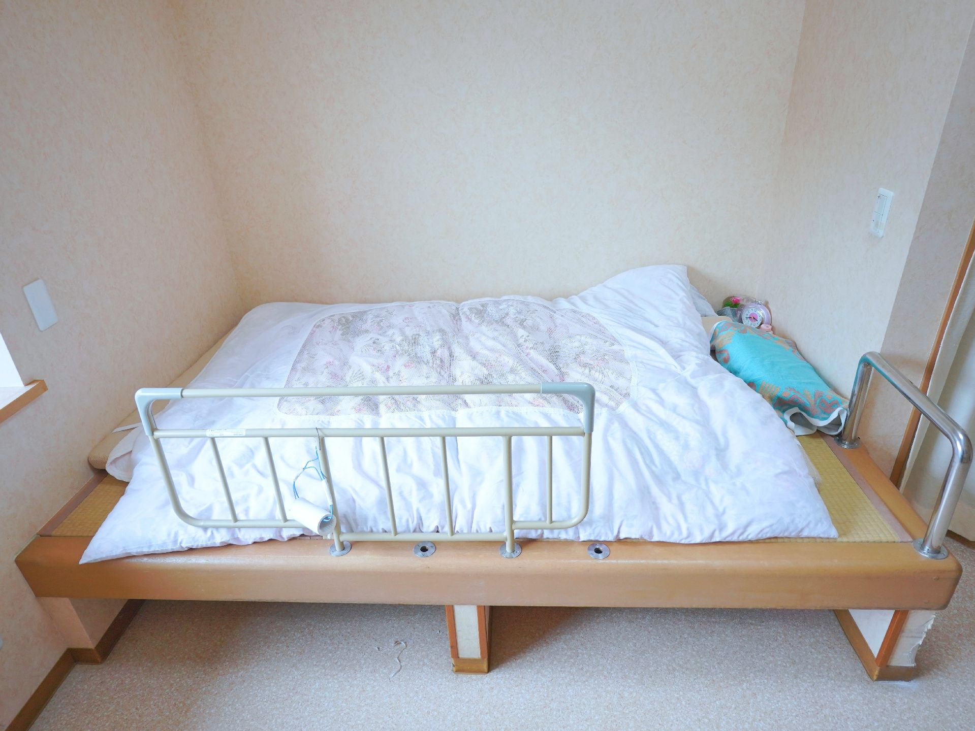 介護ベッドが置かれている居室