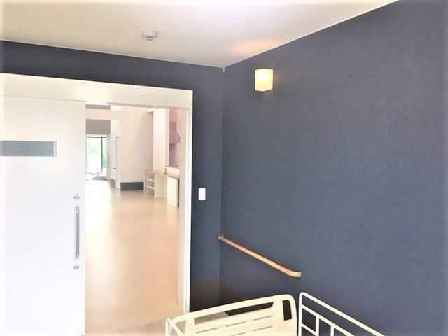 広々とした洗練された玄関