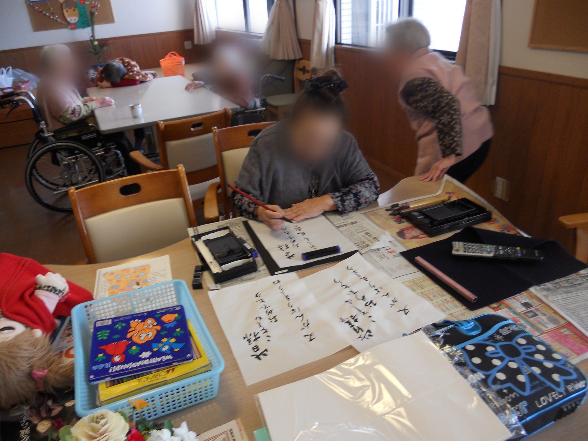 書道を楽しむテーブル