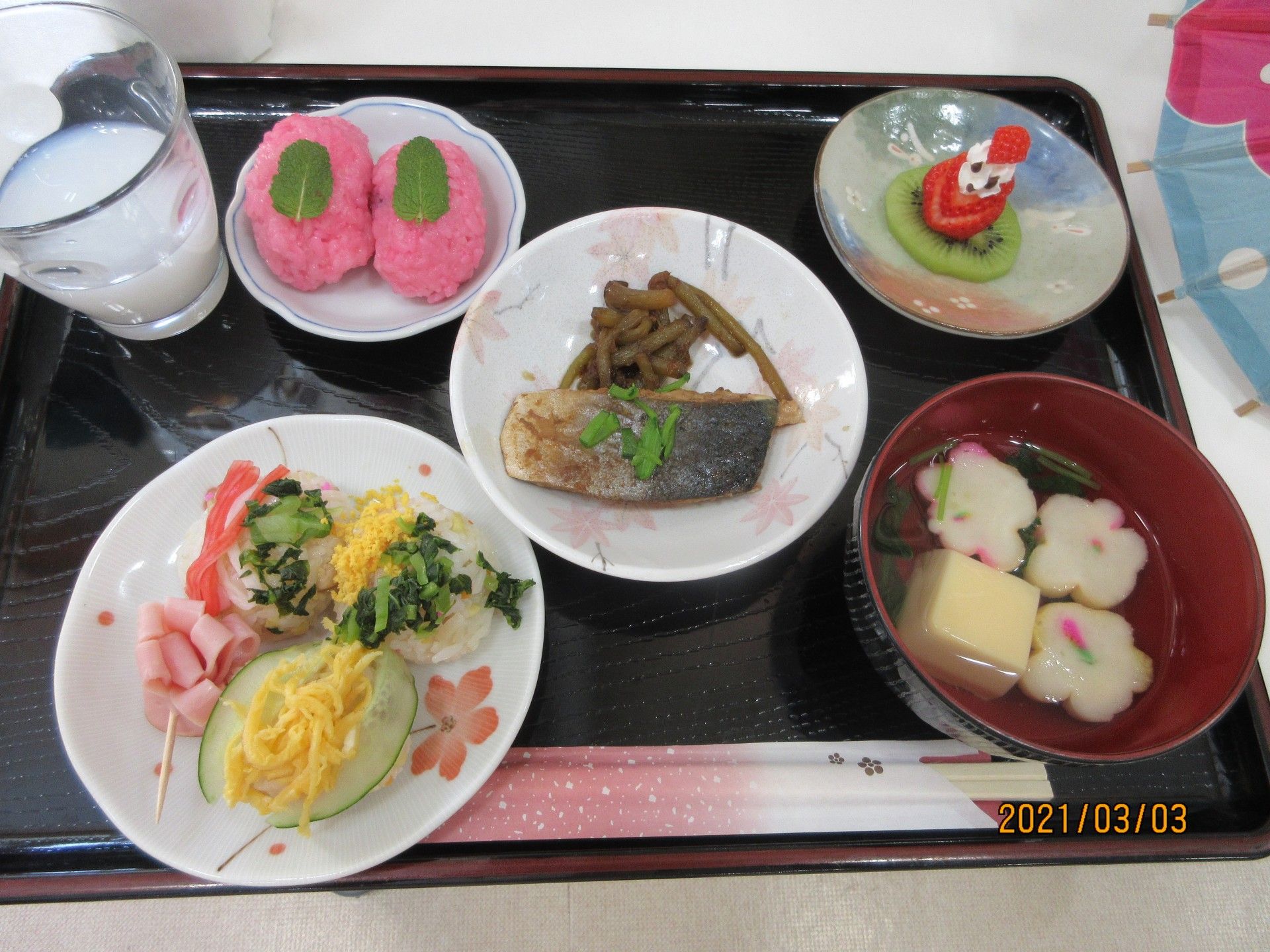 色鮮やかな食事