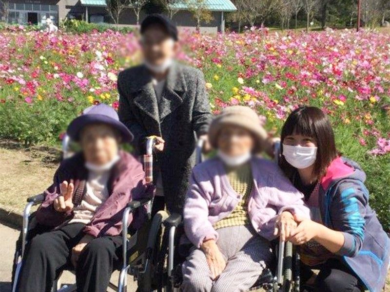 花畑での楽しいひととき