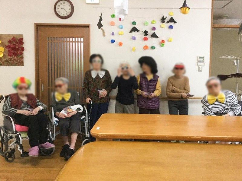 楽しい集まりの様子