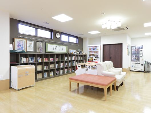 本棚のあるスペース