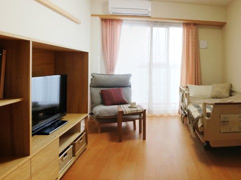 サービス付き高齢者向け住宅 あぷり志紀の居室。毎日を有意義に過ごすことができます。車いすでの生活も楽に行っていただけます。